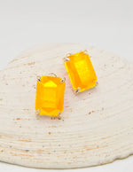 yellow_stud_earrings_gemstone_gold_frame_trendy_clean_girl_jewellery