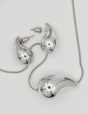 molten_pebble_silver_duo_set_unique_silver_pebble_design_layering_necklaces_for_women