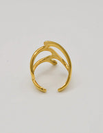 Contemporary sculpted gold ring with fluid open band, trendy Canadian jewellery