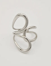 stylish_open_silver_ring_with_butterfly_teardrop_design_canadian_minimalist_accessories