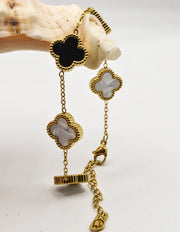 gold_plated_dual_clover_leaf_bracelet_modern_minimal_design_biya_accessoires