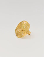 Open petal design of adjustable gold-plated wedding band ring