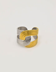 two_tone_adjustable_ring_canada_modern_silver_goden_adjustable_band_for_women_montreal_minimalist_jewelry